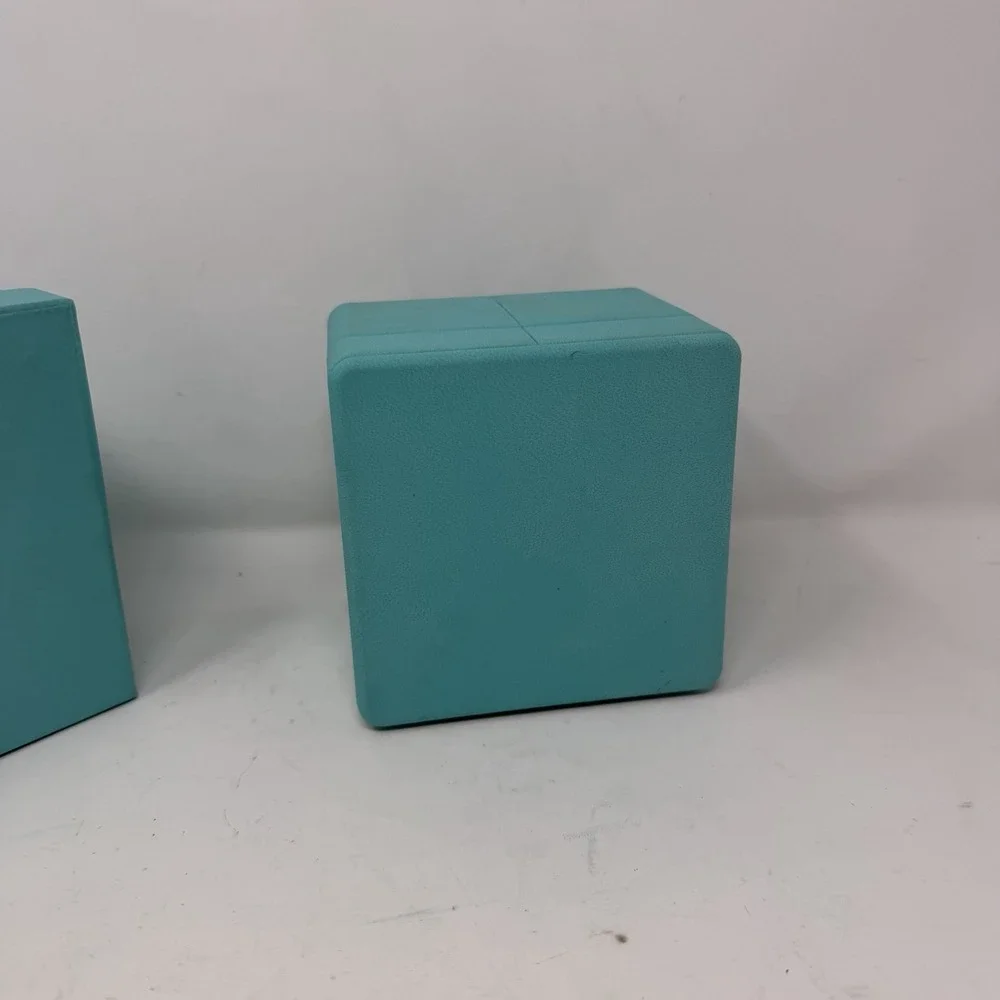 Tiffany & Co. ready ship